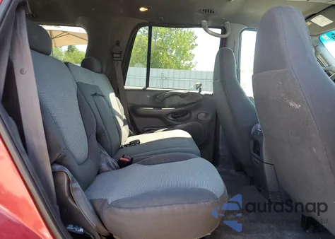 2000 Ford Expedition Xlt z USA, uszkodzony, nr VIN 1FMPU16L6YLC23210